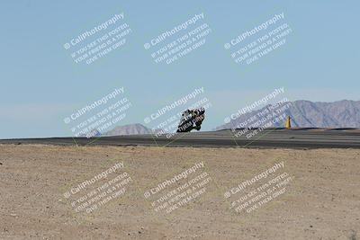 media/Dec-04-2025-Racers Edge (Thu) [[5ebc9f124d]]/3-B Group/7-Session 4 (Turn 10 Inside)/